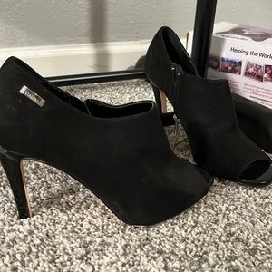 Like new Calvin Klein heels